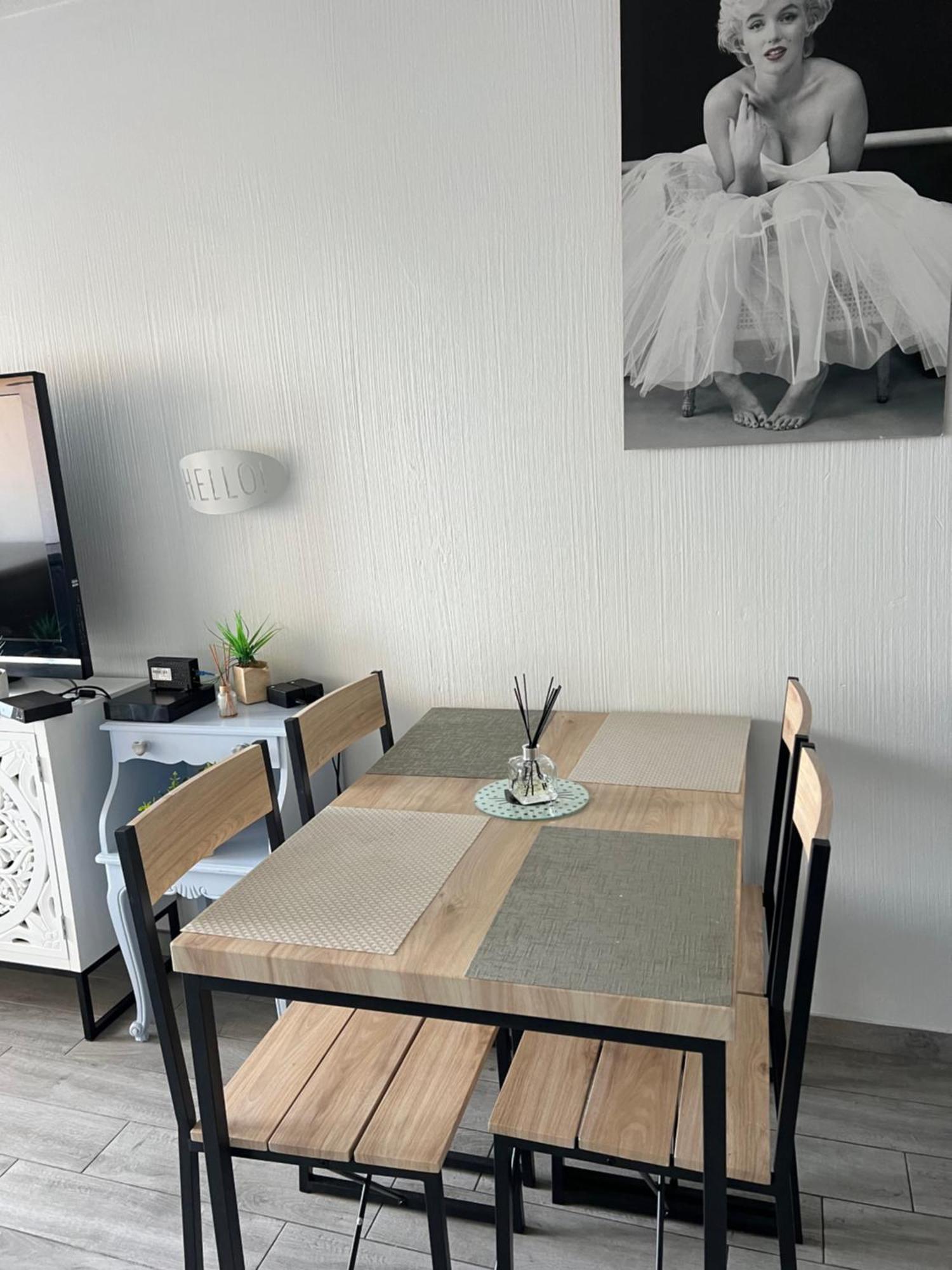 Apartment Joli 2 Pieces Aux Pieds Des Plages Cannes